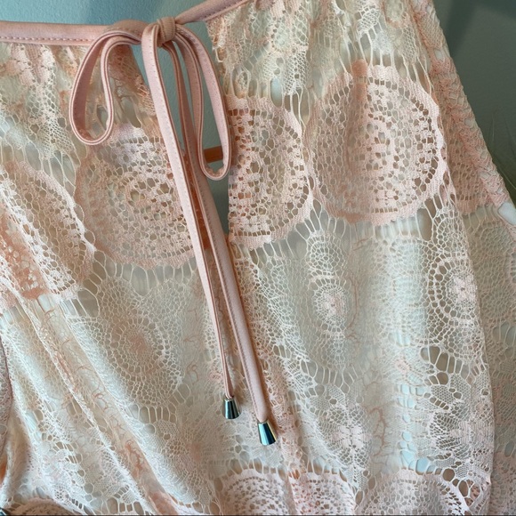 โNWTโ Halter Crochet Peach Dress - Picture 6 of 9